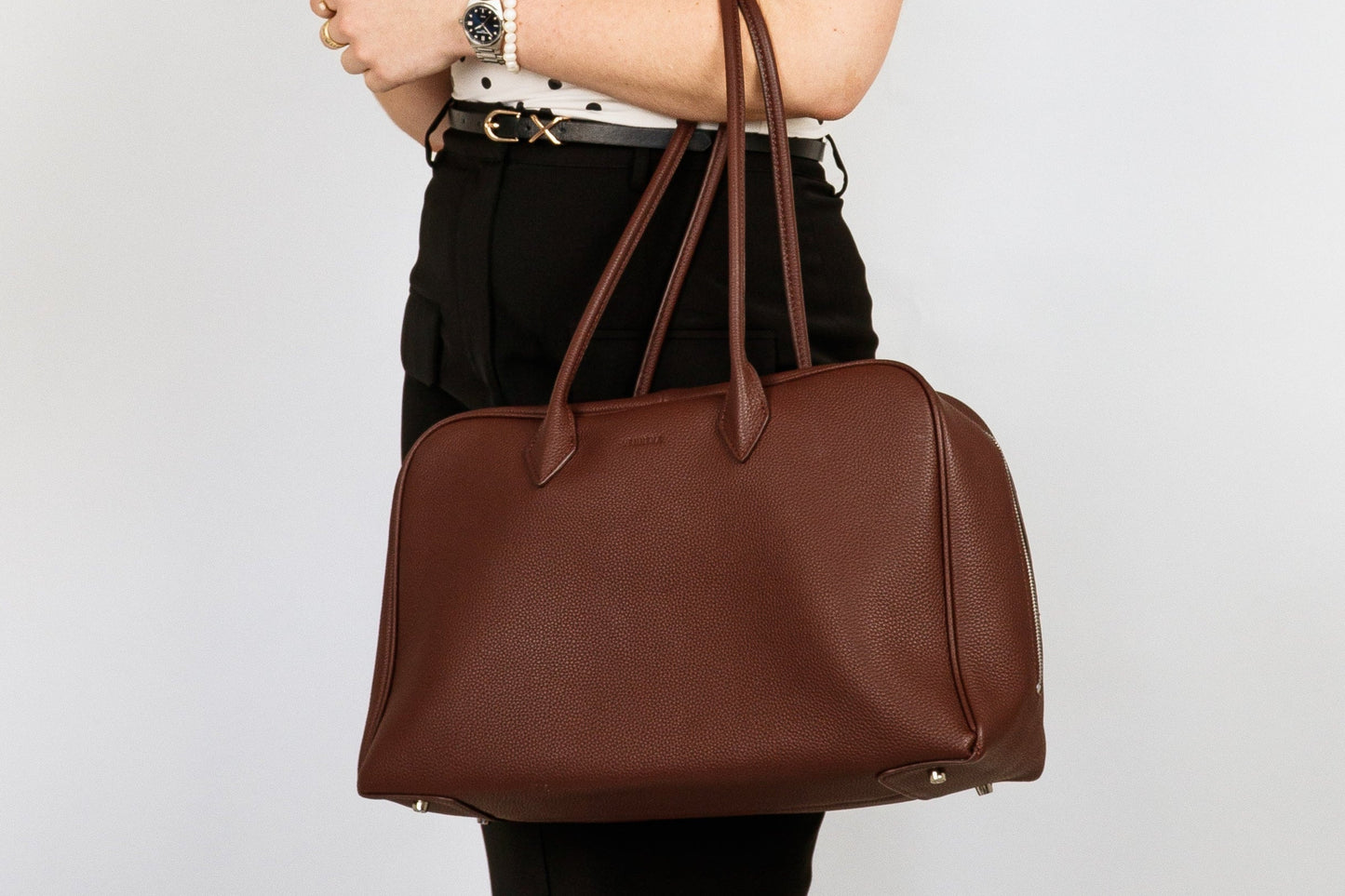 NELLIE in Brown