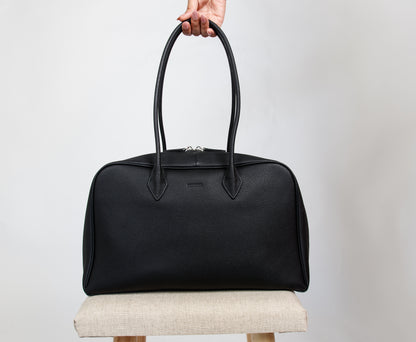 NELLIE in Black